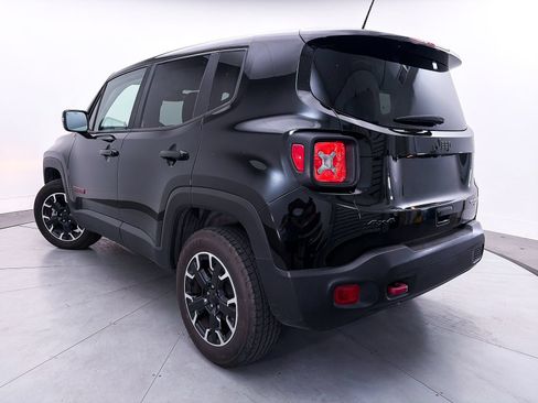 Used 2023 Jeep Renegade Trailhawk AWD/4WD image 2