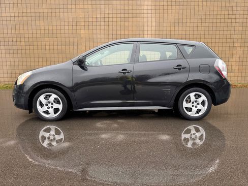 Used 2010 Pontiac Vibe image 8