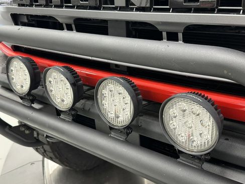 Used 2023 Ford Bronco Big Bend w/ Sasquatch Package image 16