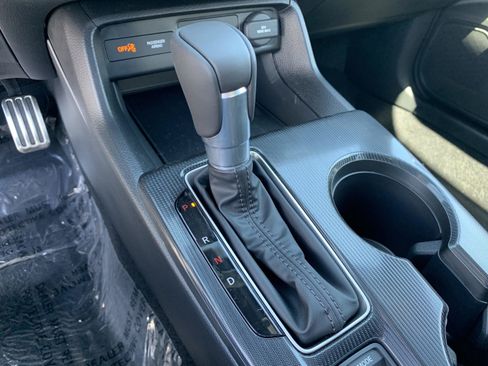 Used 2025 Honda Civic Sport image 28