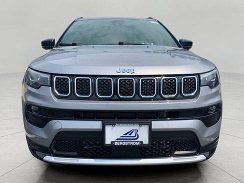 Used 2023 Jeep Compass Limited w/ Elite Group AWD/4WD image 31