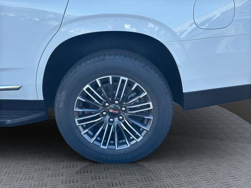 New 2026 GMC Yukon Elevation image 29