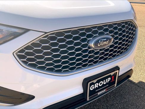 Used 2024 Ford Edge SEL AWD/4WD image 30