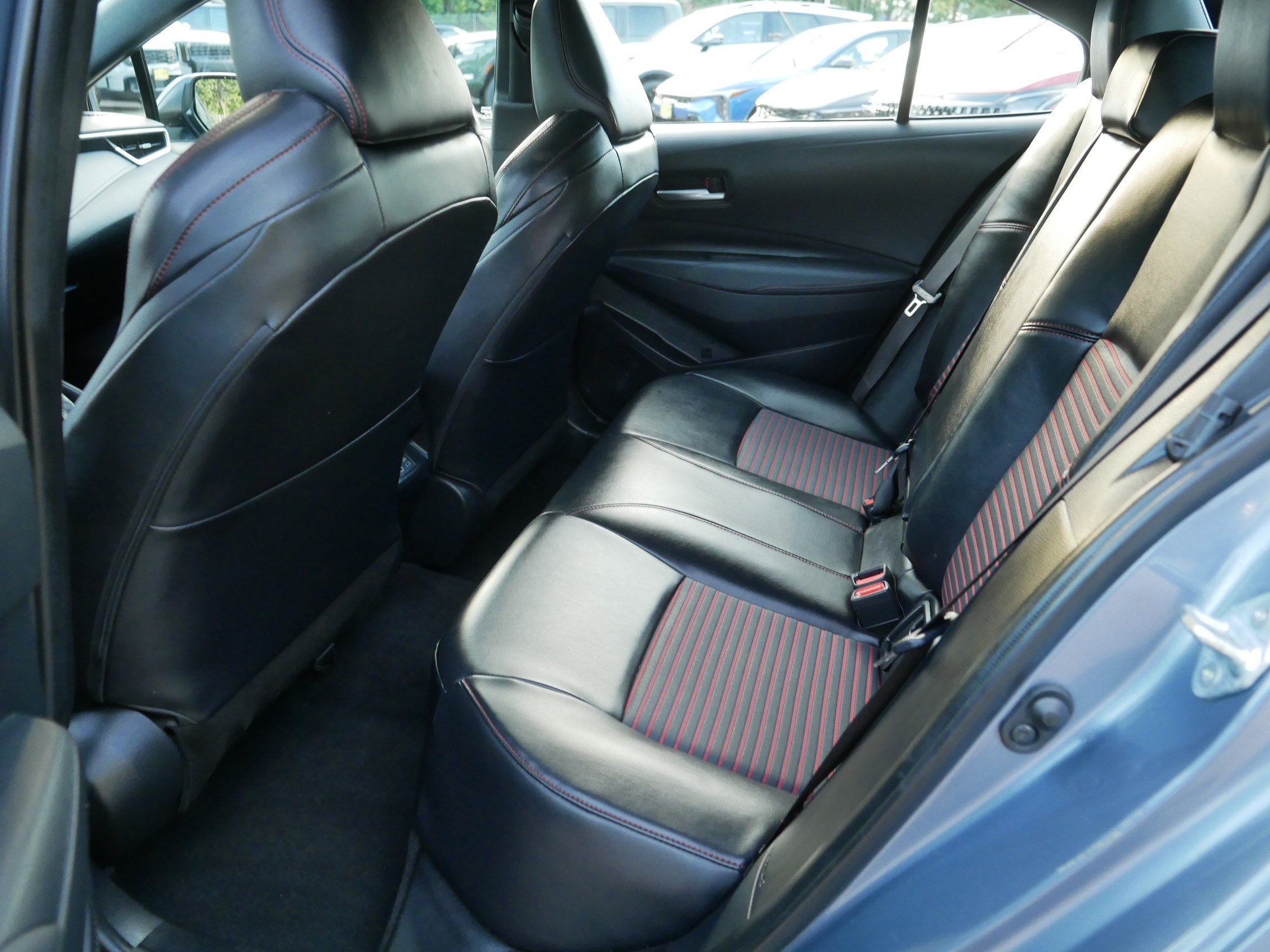 Used 2023 Toyota Corolla XSE w/ Carpet Mat Package (TMS) FWD image 33