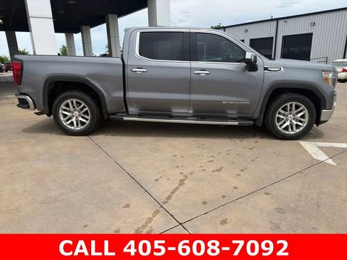 Used 2020 GMC Sierra 1500 SLT RWD image 2
