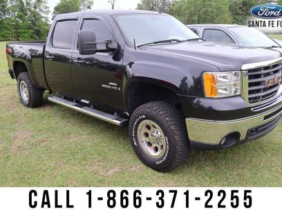 Used 2009 GMC Sierra 2500 SLT w/ Entertainment Package