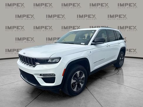 Used 2024 Jeep Grand Cherokee Limited 4xe AWD/4WD image 1