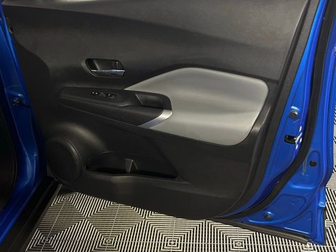 Used 2024 Nissan Kicks SR w/ SR Premium Package image 32