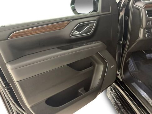 Used 2023 Chevrolet Tahoe High Country image 13