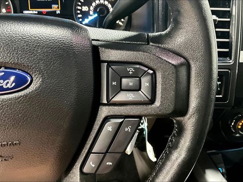 Used 2018 Ford F150 XLT w/ Equipment Group 302A Luxury AWD/4WD image 24