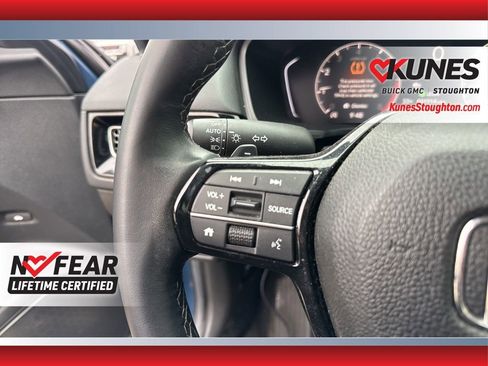 Used 2025 Honda Civic Sport image 26
