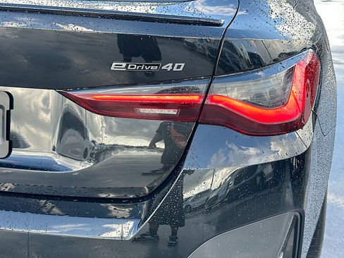 Used 2023 BMW i4 eDrive40 w/ M Sport Package RWD image 31
