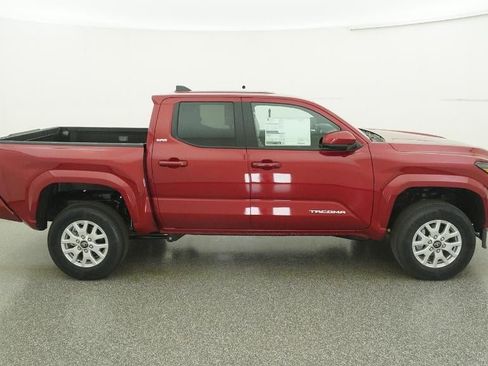 New 2026 Toyota Tacoma SR5 image 11