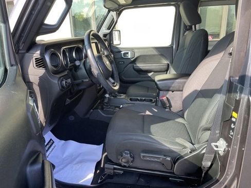 Certified 2021 Jeep Wrangler Willys image 20