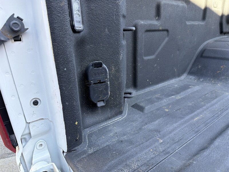 Used 2025 Chevrolet Silverado 3500 LT w/ Safety Package AWD/4WD image 30