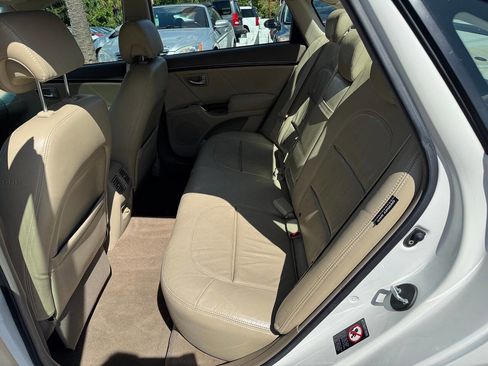 Used 2008 Hyundai Azera Limited image 14