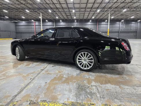 Used 2017 Bentley Mulsanne RWD image 19