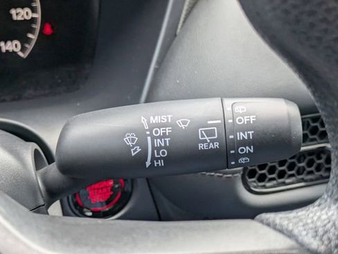 Used 2024 Honda HR-V LX image 27