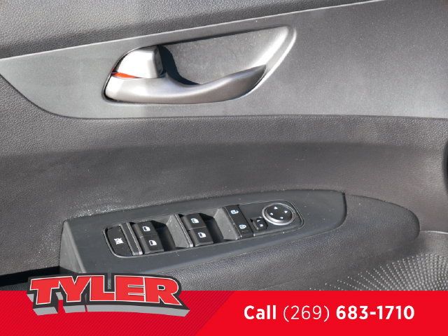 Used 2021 Kia Forte LXS FWD image 18