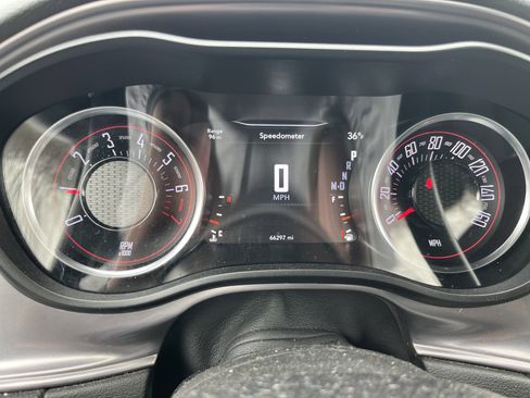 Used 2023 Dodge Challenger SXT image 20