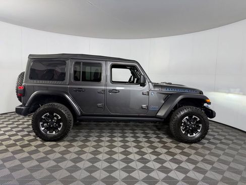 Used 2025 Jeep Wrangler Unlimited Rubicon 4xe w/ Safety Group AWD/4WD image 5