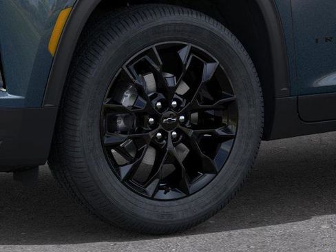 New 2026 Chevrolet Traverse LT w/ Midnight/Sport Edition image 9