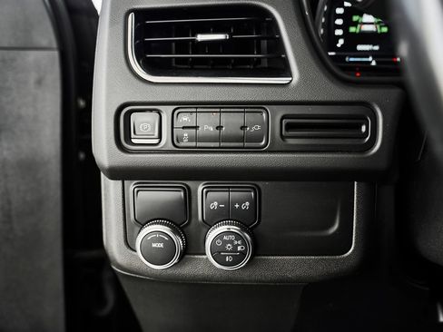 Used 2022 GMC Yukon SLT RWD image 18