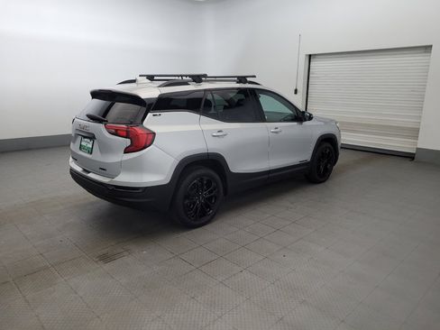 Used 2021 GMC Terrain SLT w/ Elevation Edition AWD/4WD image 10