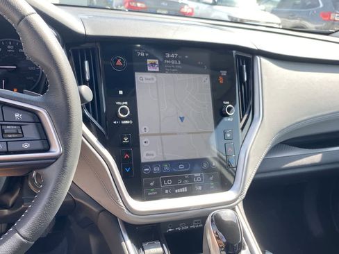 Used 2025 Subaru Outback Premium image 27