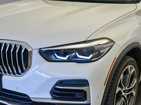 Used 2023 BMW X5 xDrive45e w/ Climate Comfort Package image 8