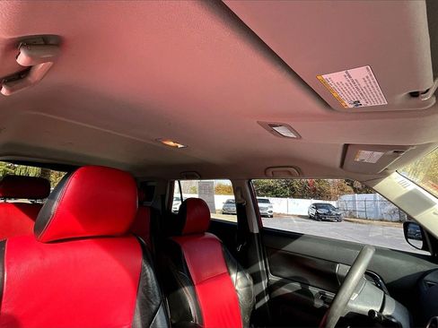 Used 2015 Scion xB image 21