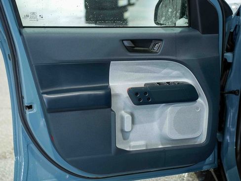 Used 2022 Ford Maverick XLT image 9