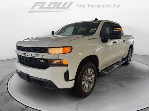 Used 2019 Chevrolet Silverado 1500 Custom w/ Custom Max Trailering Package image 3