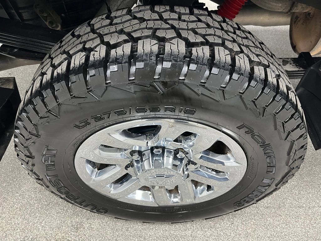 Used 2018 Chevrolet Silverado 2500 LTZ w/ Custom Sport Edition AWD/4WD image 17
