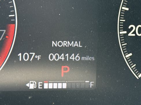 Certified 2025 Honda HR-V LX image 38