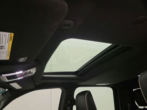 Used 2024 RAM 3500 Limited image 19