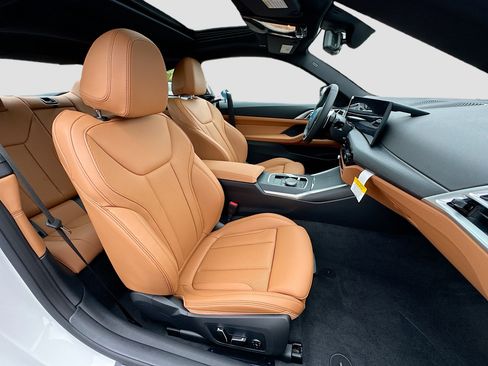 New 2026 BMW 430i 430i w/ Convenience Package image 23