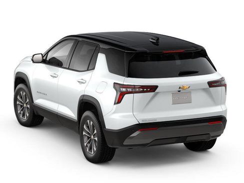 New 2026 Chevrolet Equinox LT FWD image 4