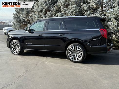 Used 2025 Ford Expedition Max Platinum w/ Platinum Ultimate Package image 5