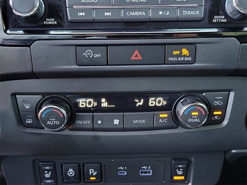 Certified 2023 Nissan Frontier PRO-4X w/ Pro-4X Premium Package image 11