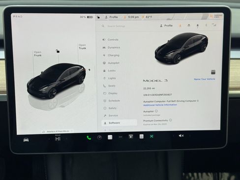 Used 2022 Tesla Model 3 image 27