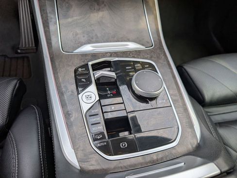 Used 2024 BMW X5 xDrive40i image 25