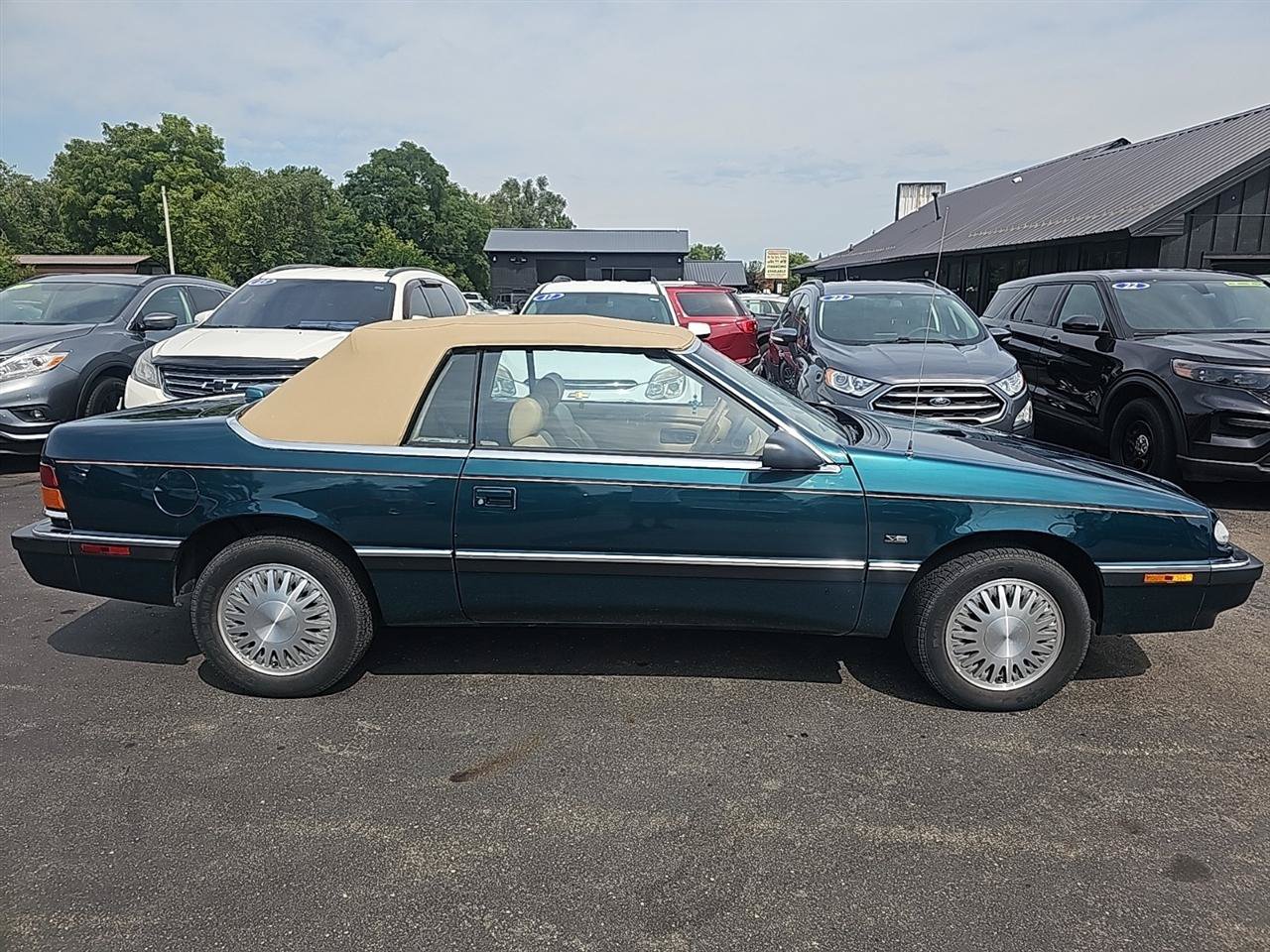 Used 1993 Chrysler LeBaron LX FWD image 2