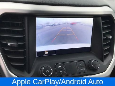 Certified 2023 GMC Acadia SLT image 10