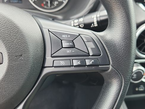 Used 2024 Nissan Sentra S FWD image 30