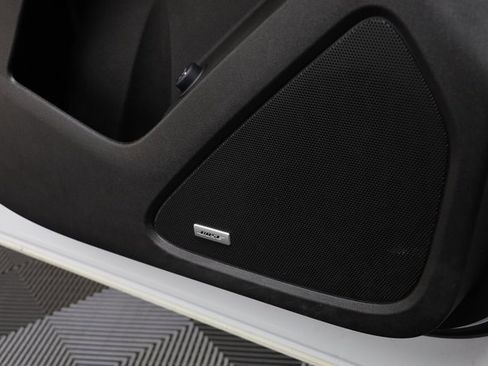 Used 2022 Chevrolet Equinox RS w/ RS Leather Package image 7