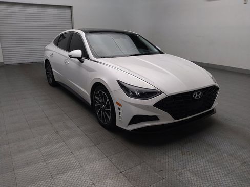 Used 2022 Hyundai Sonata Limited FWD image 13