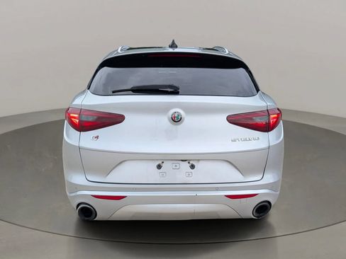 Used 2020 Alfa Romeo Stelvio Ti AWD/4WD image 4