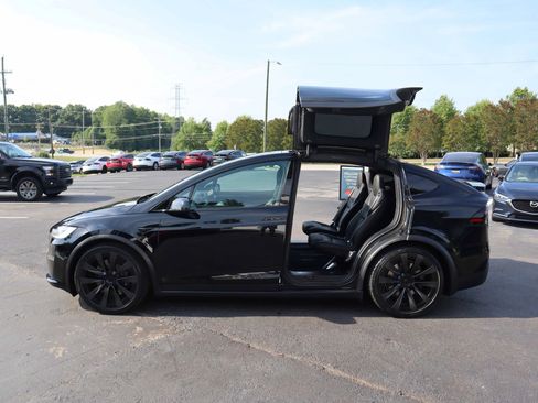 Used 2022 Tesla Model X AWD/4WD image 18