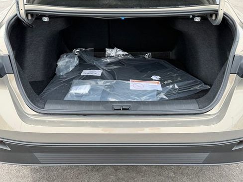New 2026 Nissan Sentra SV w/ Floor Mat Package FWD image 5